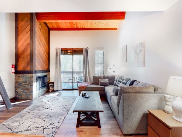 Lake Tahoe North Shore Home 1025353