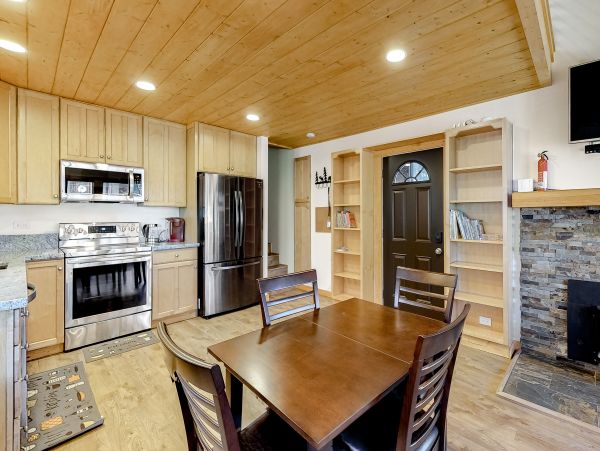 Lake Tahoe North Shore Home 1025354