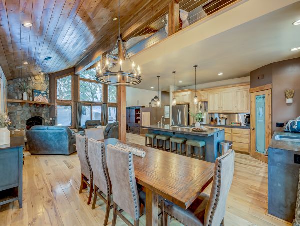Lake Tahoe North Shore Home 1025355