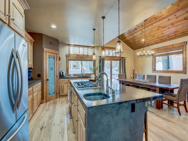 Lake Tahoe North Shore Home 1025355