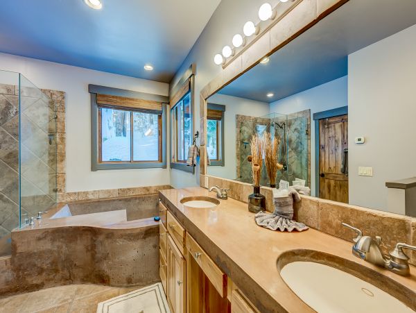 Lake Tahoe North Shore Home 1025355