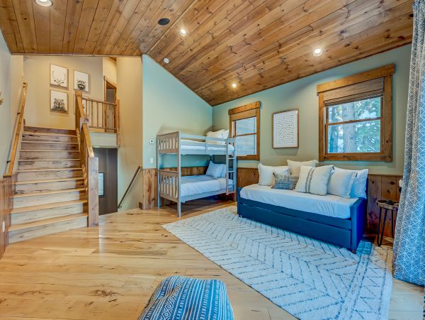 Lake Tahoe North Shore Home 1025355
