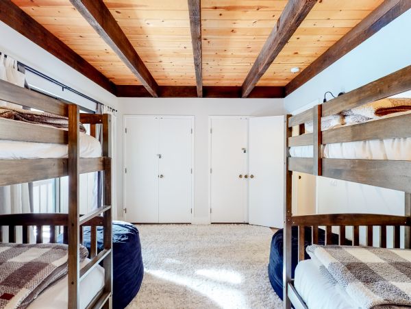 Lake Tahoe North Shore Home 1025356