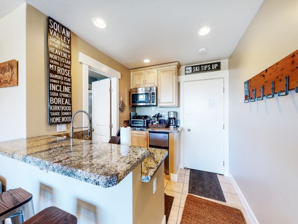 Lake Tahoe North Shore Home 1025359