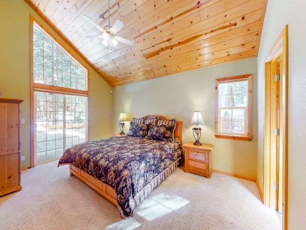 Lake Tahoe North Shore Home 1025360