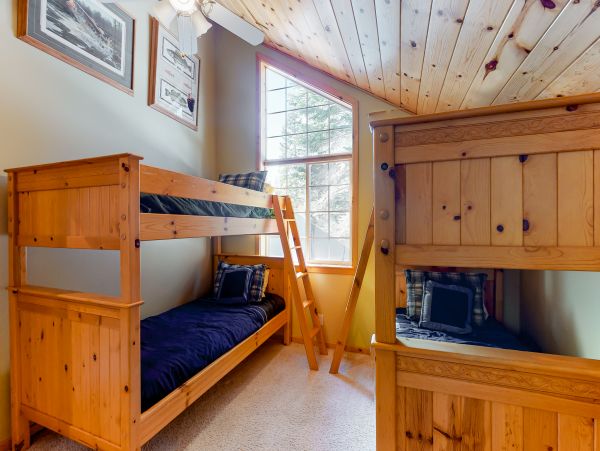 Lake Tahoe North Shore Home 1025360