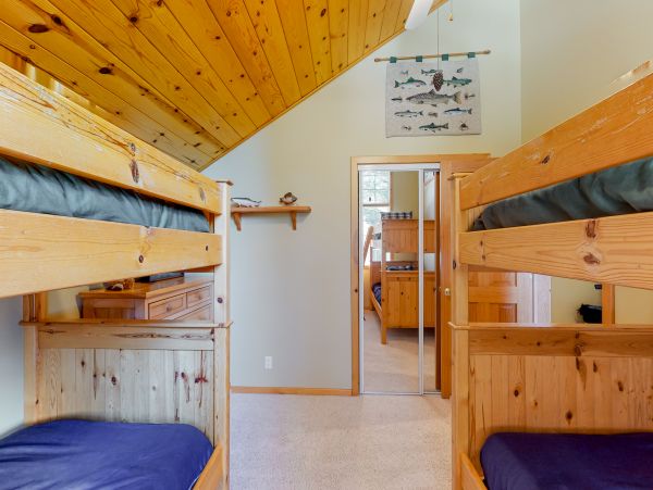 Lake Tahoe North Shore Home 1025360