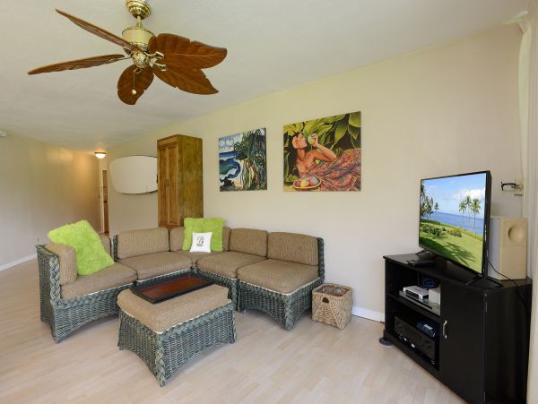 Lovely Garden-Level 2 Bedroom Condo