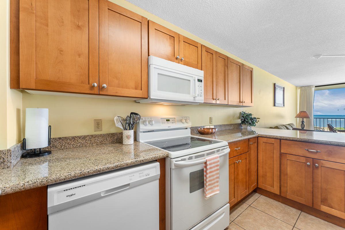 Cozy Bright Condo With Amazing Views