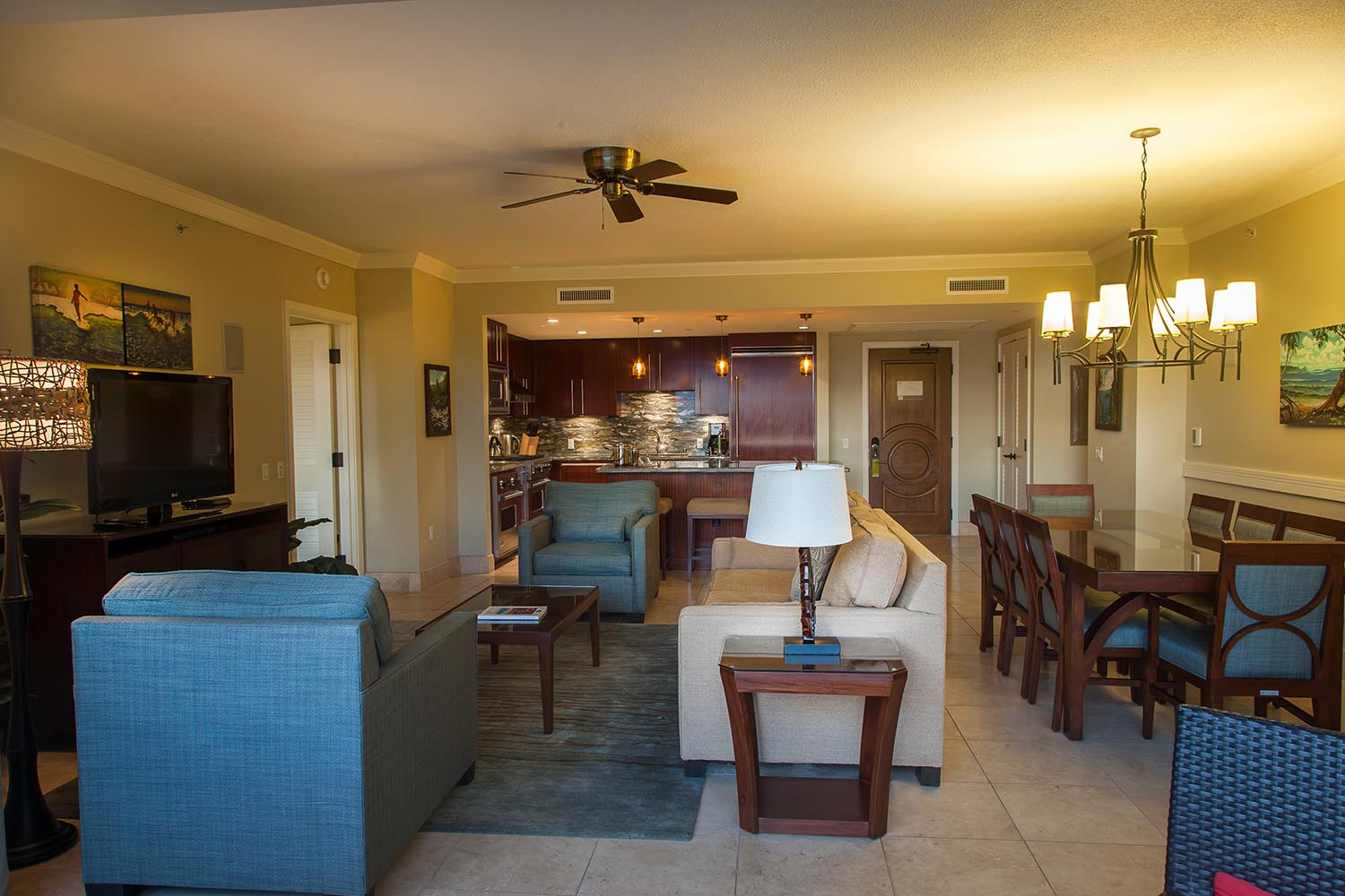 Kaanapali Luxurious Three Bedroom Condo with Amazing Views