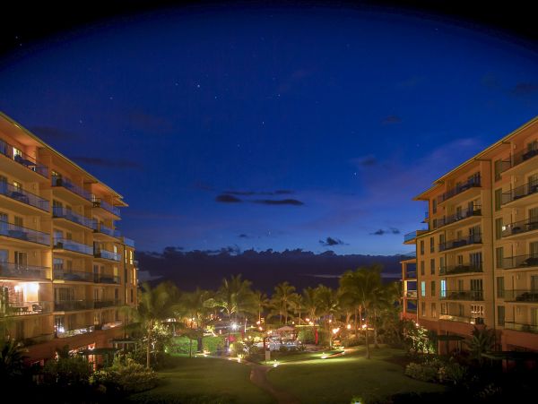 Kaanapali Luxurious Three Bedroom Condo with Amazing Views