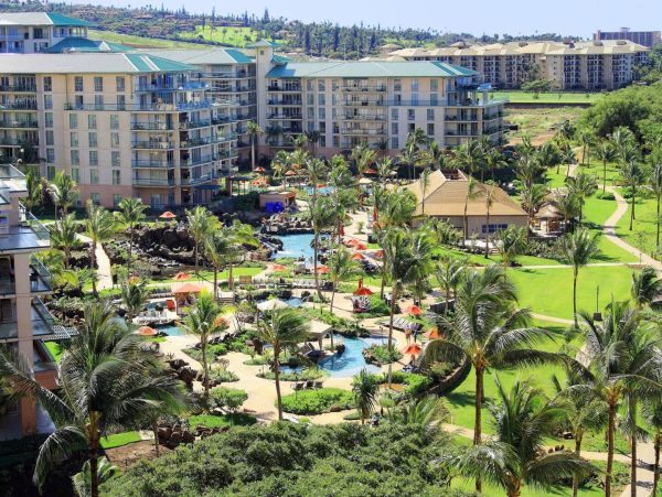 Kaanapali Luxurious Three Bedroom Condo with Amazing Views