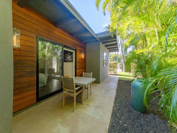 Charming Beach Villa One Bedroom Vacation Rental in Kihei