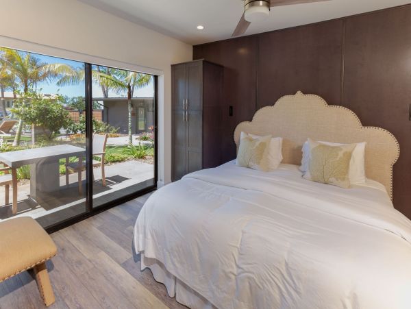 Chic and Stylish Vacation Rental Indulge in Luxury