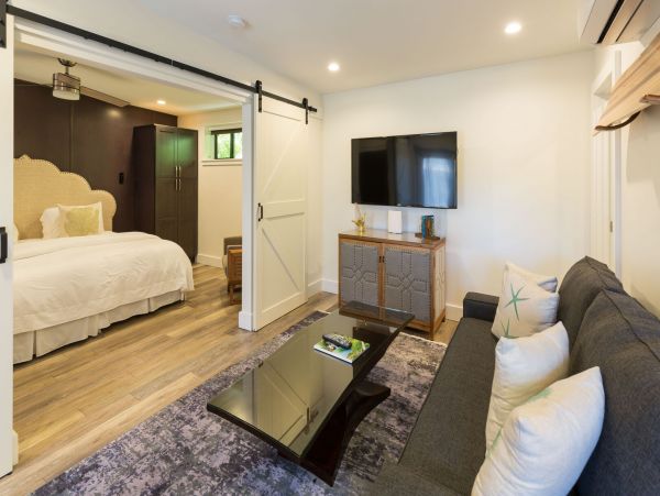 Chic and Stylish Vacation Rental Indulge in Luxury