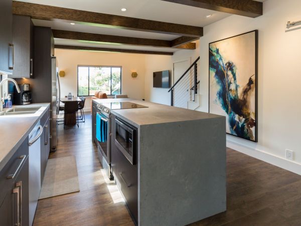 Luxury Maui Vacation Rental Oceanview Penthouse with Pool & Lanais