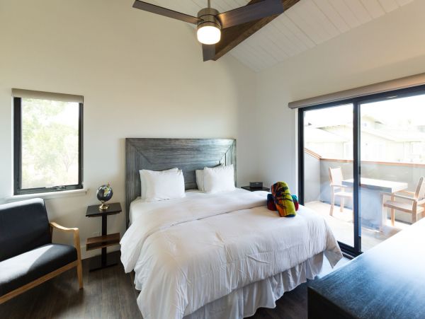 Luxury Maui Vacation Rental Oceanview Penthouse with Pool & Lanais