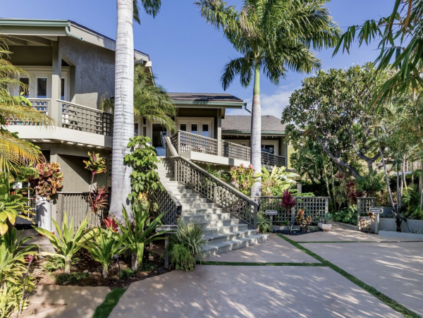 Luxury Maui Vacation Rental Oceanview Penthouse with Pool & Lanais