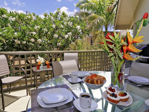 Luxury Maui Vacation Rental Oceanview Penthouse with Pool & Lanais