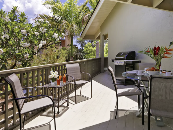 Gorgeous 4 Bedroom Rental in Kihei  Beach Just Across Street!