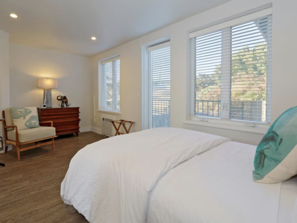 Gorgeous 4 Bedroom Rental in Kihei  Beach Just Across Street!