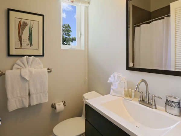 Gorgeous 4 Bedroom Rental in Kihei  Beach Just Across Street!
