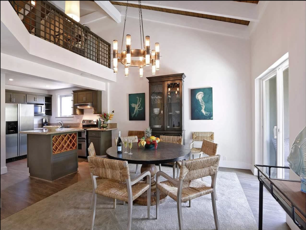 Gorgeous 4 Bedroom Rental in Kihei  Beach Just Across Street!