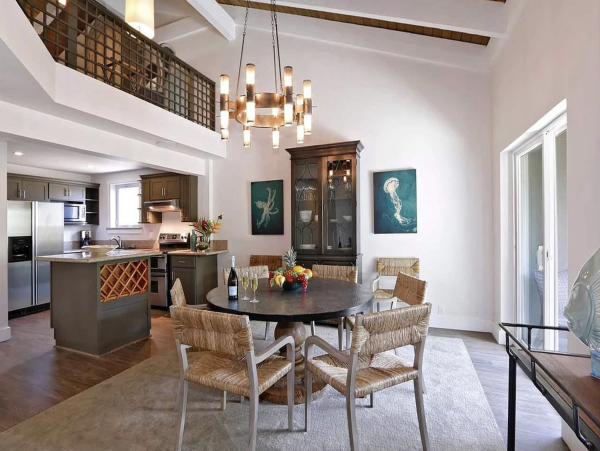 Gorgeous 4 Bedroom Rental in Kihei  Beach Just Across Street!