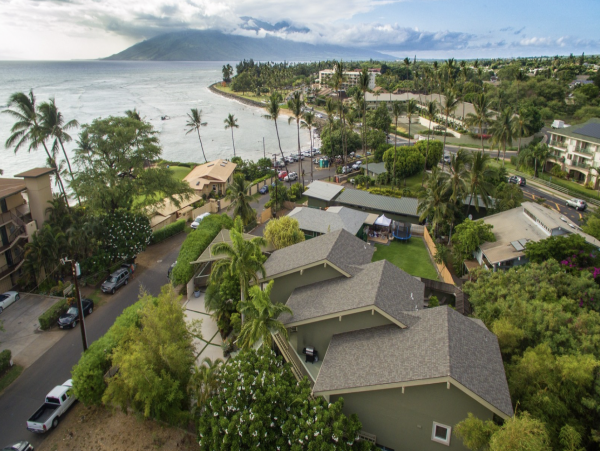 Gorgeous 4 Bedroom Rental in Kihei  Beach Just Across Street!