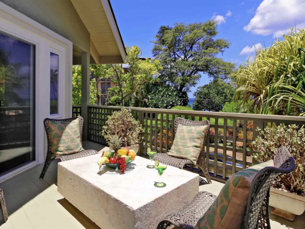 Gorgeous 4 Bedroom Rental in Kihei  Beach Just Across Street!