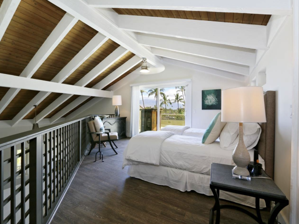 Gorgeous 4 Bedroom Rental in Kihei  Beach Just Across Street!