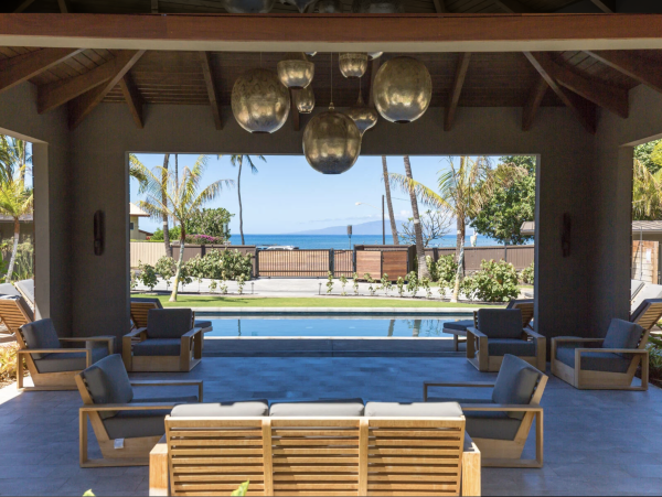 Villa Estate Upscale Oceanfront  Vacation Estate Maui  9- 13 Private Villas