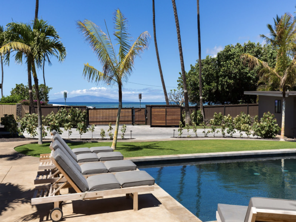 Villa Estate Upscale Oceanfront  Vacation Estate Maui  9- 13 Private Villas