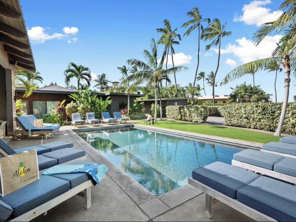 Villa Estate Upscale Oceanfront  Vacation Estate Maui  9- 13 Private Villas