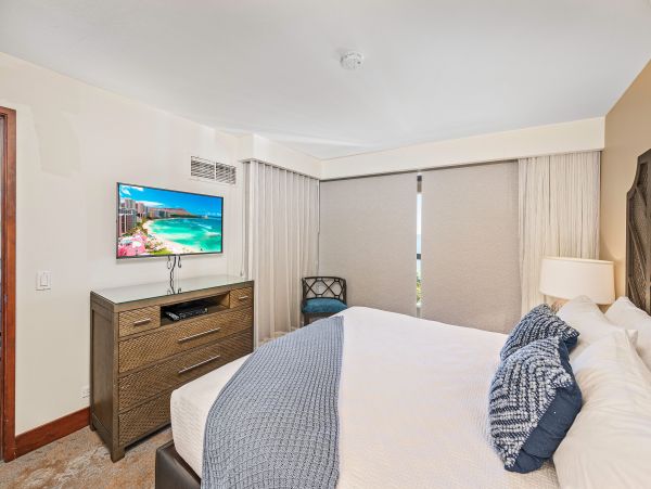 10th Floor Ocean View Condo