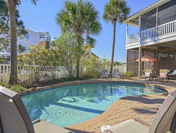 Gorgeous 4 Bedroom Vacation Home in Miramar Beach