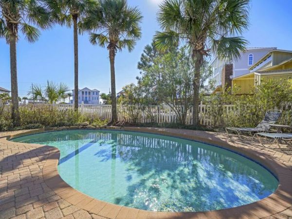 Gorgeous 4 Bedroom Vacation Home in Miramar Beach