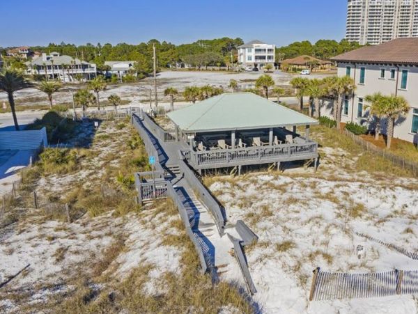 Gorgeous 4 Bedroom Vacation Home in Miramar Beach