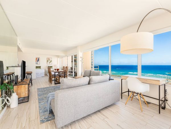 Gorgeous Ocean 2 Bedroom - 19th Floor