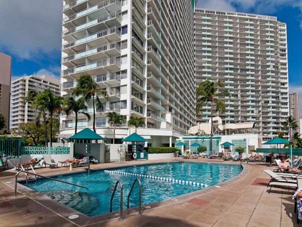 Gorgeous Ocean 2 Bedroom - 19th Floor
