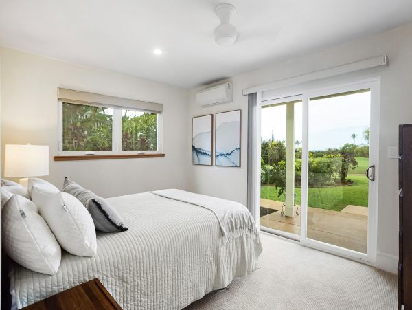 Walk to beach Princeville Vacation Home Three Bedroom