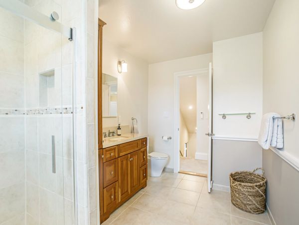 Walk to beach Princeville Vacation Home Three Bedroom