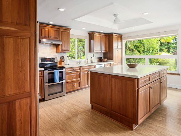 Walk to beach Princeville Vacation Home Three Bedroom