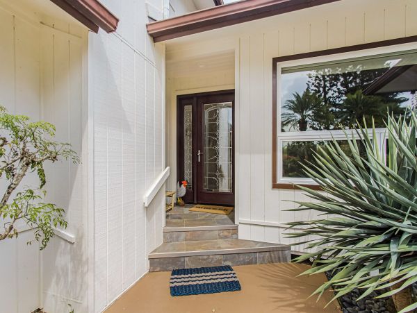 Walk to beach Princeville Vacation Home Three Bedroom