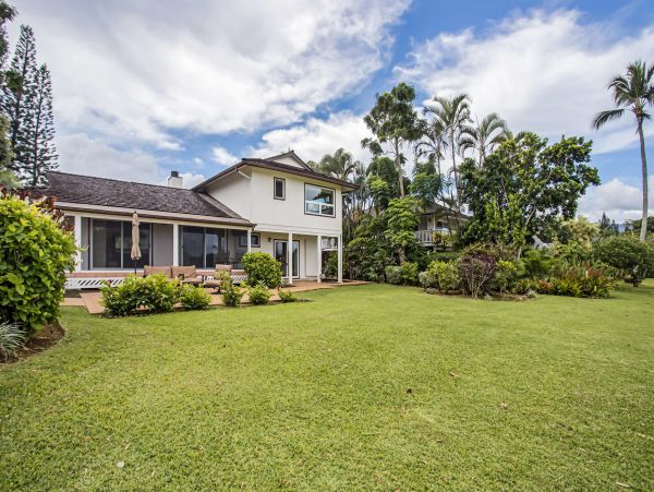 Walk to beach Princeville Vacation Home Three Bedroom