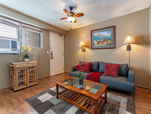 4th Floor Condo for 3 Guests
