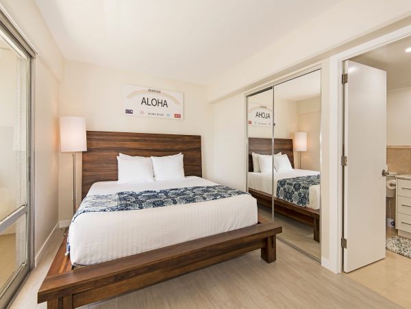 WAIKIKI 2 BEDROOM