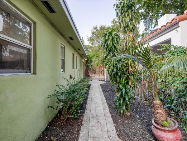 Miami Beach Home 1025621