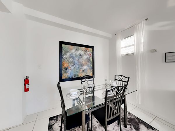 Miami Beach Condo 1025625