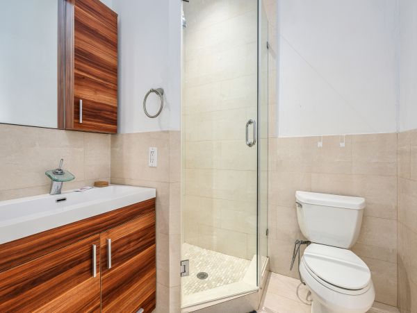 Beautiful North Bay Village Vacation Home Five Bedroom